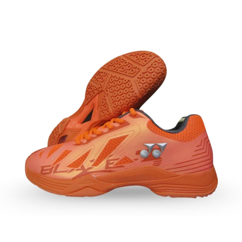 Yonex Blaze 3 Non Marking Shoes - On Rent