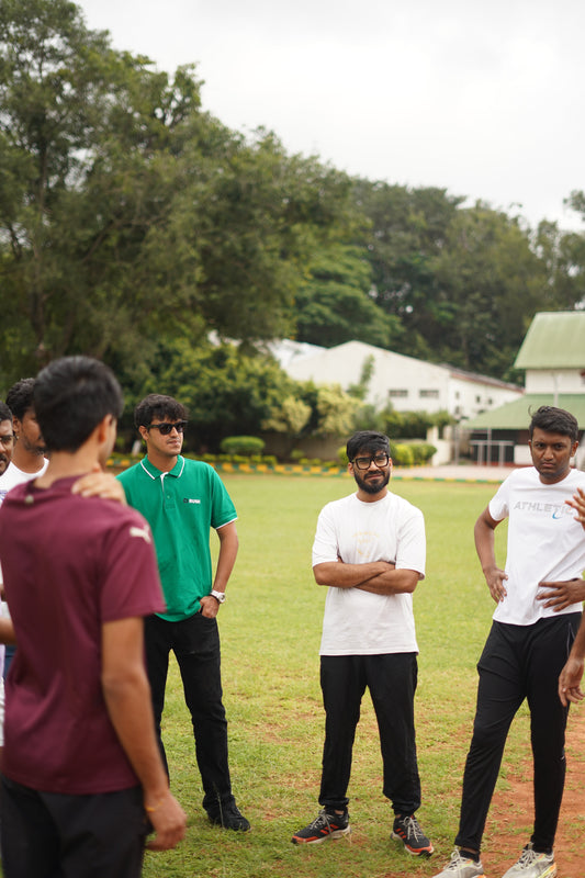 Wellness Is Social – Why Group Sports Beat Solo Fitness